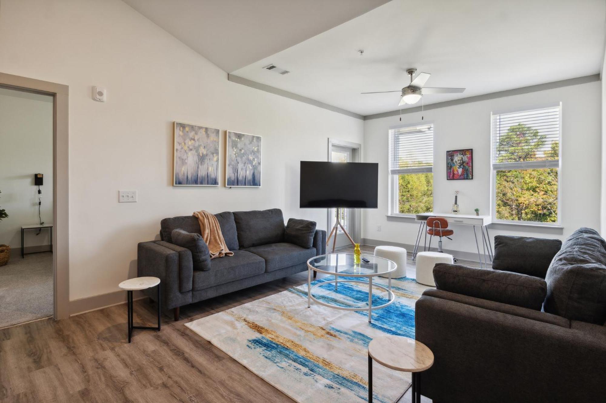 Apartment Overlook 6303 I Modern Style Living *