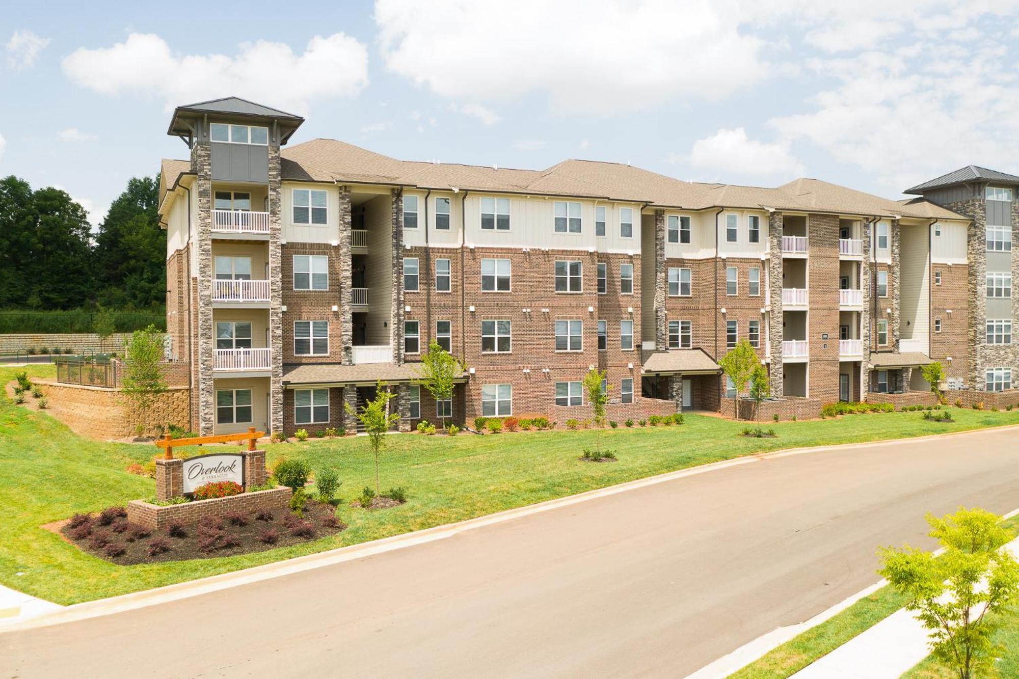 Apartment Overlook 6303 I Modern Style Living Knoxville